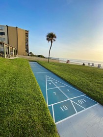Ocean Court Beachfront Hotel
