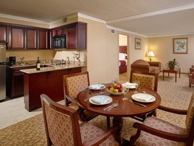 Plaza Resort & Spa
