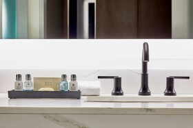 The Daytona, Autograph Collection