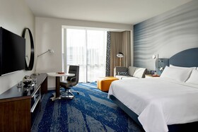 The Daytona, Autograph Collection