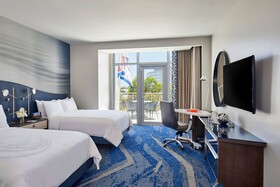 The Daytona, Autograph Collection