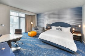 The Daytona, Autograph Collection