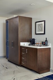 The Daytona, Autograph Collection