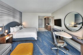 The Daytona, Autograph Collection