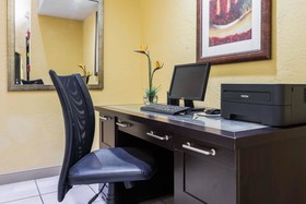 Boca Suites Deerfield Beach