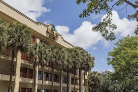 Boca Suites Deerfield Beach