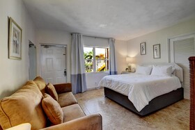 Tropic Isle Beach Resort
