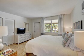 Tropic Isle Beach Resort