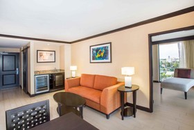 Wyndham Deerfield Beach Resort