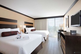 Wyndham Deerfield Beach Resort