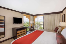 Wyndham Deerfield Beach Resort