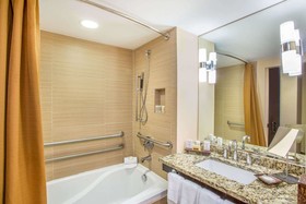Wyndham Deerfield Beach Resort