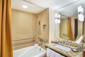 Wyndham Deerfield Beach Resort