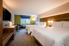 Holiday Inn Express & Suites Deland South