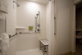 Holiday Inn Express & Suites Deland South