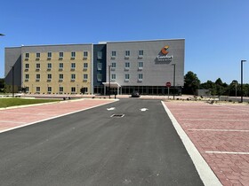 Comfort Inn & Suites