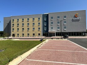 Comfort Inn & Suites