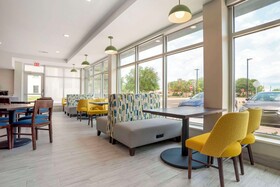 Comfort Inn & Suites