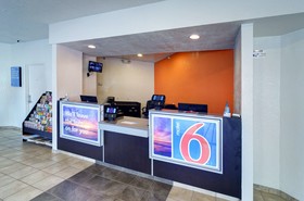 Motel 6 Destin