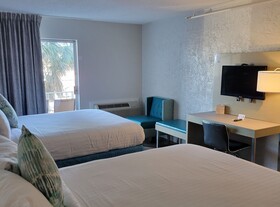 The Inn on Destin Harbor