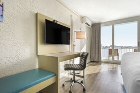 The Inn on Destin Harbor