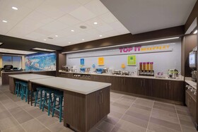 Tru by Hilton Destin