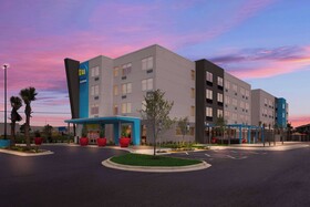 Tru by Hilton Destin