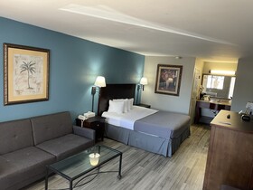 Village Inn Hotel