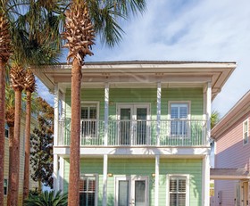 Wyndham Beach Street Cottages
