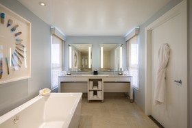 Hawks Cay Resort