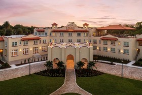 Fenway Hotel