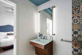Fenway Hotel
