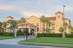 Holiday Inn Express & Suites Clearwater North - Dunedin