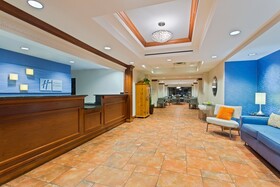 Holiday Inn Express & Suites Clearwater North - Dunedin