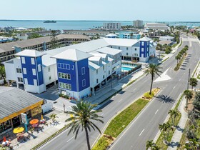 The J Hotel Dunedin Clearwater, an Ascend Collection Hotel