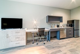 Everglades Adventures Hotel Suites by Ivey House