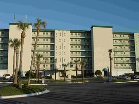 Amelia South Condominiums