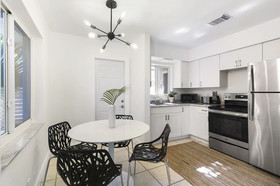 Alani Bay Luxury Condos