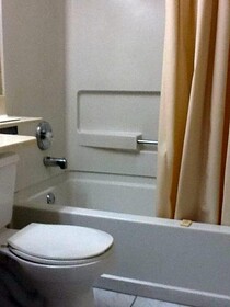 America's Best Inn & Suites - Ft. Lauderdale North