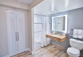 Bahia Mar Fort Lauderdale Beach - a DoubleTree by Hilton Hotel