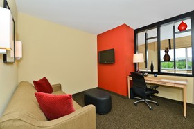 CAMBRiA Fort Lauderdale Airport South & Cruise Port
