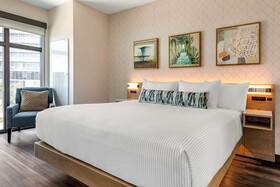 Cambria Hotel Fort Lauderdale Beach