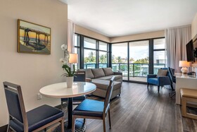 Cambria Hotel Fort Lauderdale Beach