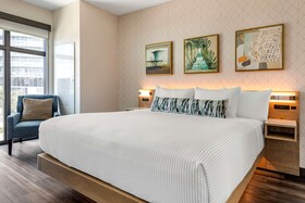 Cambria Hotel Fort Lauderdale Beach