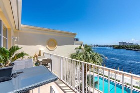 Fort Lauderdale Yacht and Beach Club