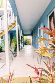 Galleria Apartments by Lowkl