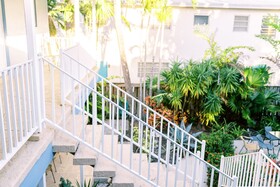 Galleria Apartments by Lowkl