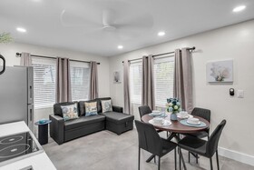 Galleria Apartments by Lowkl