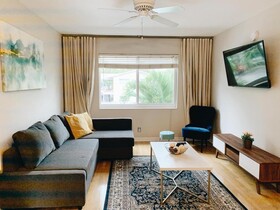 Galleria Apartments by Lowkl