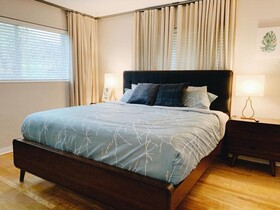 Galleria Apartments by Lowkl